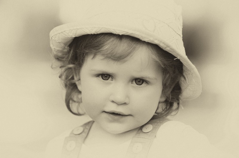 girl,hat,portrait,blue eyes,monochrome,Lena,0503-283-Edit